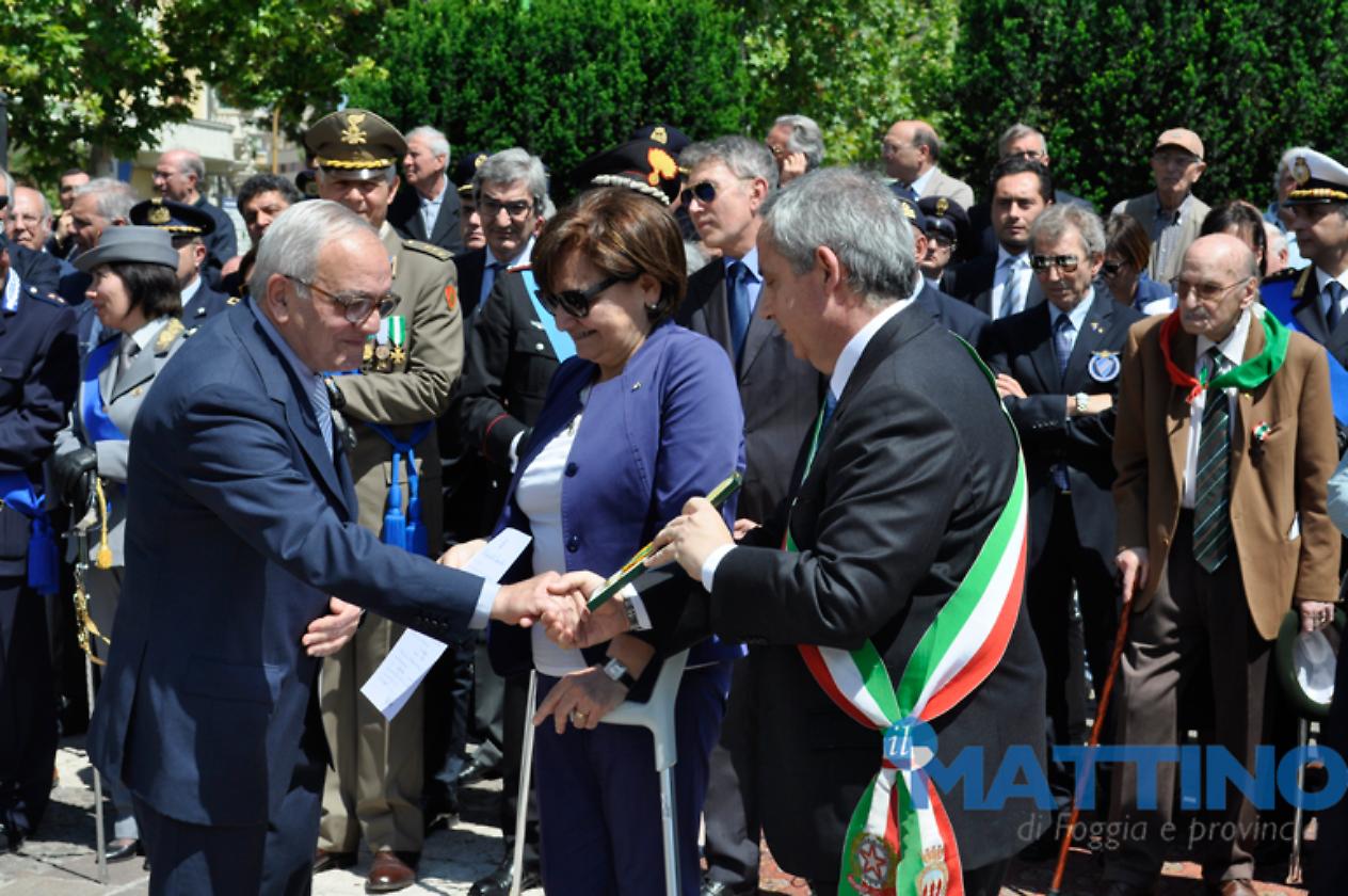 L'onorificenza di Cavaliere ad Antonio Rosania