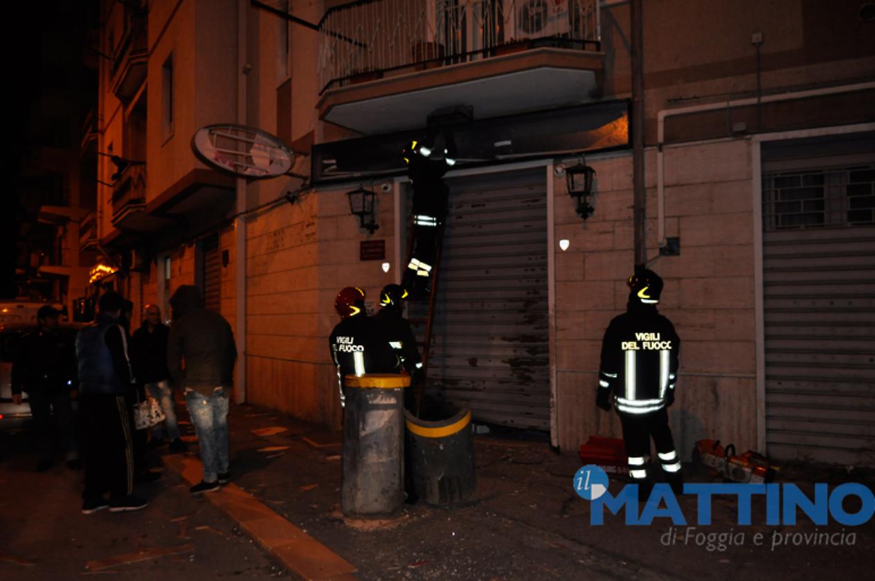 Denuncia estorsioni: in fiamme l'auto della titolare della pizzeria 