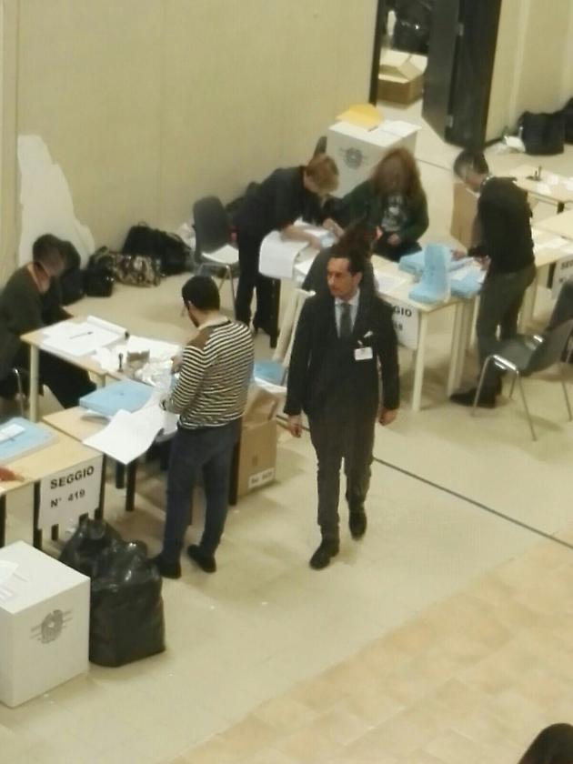 Il controllo dello spoglio delle schede degli italiani all'estero