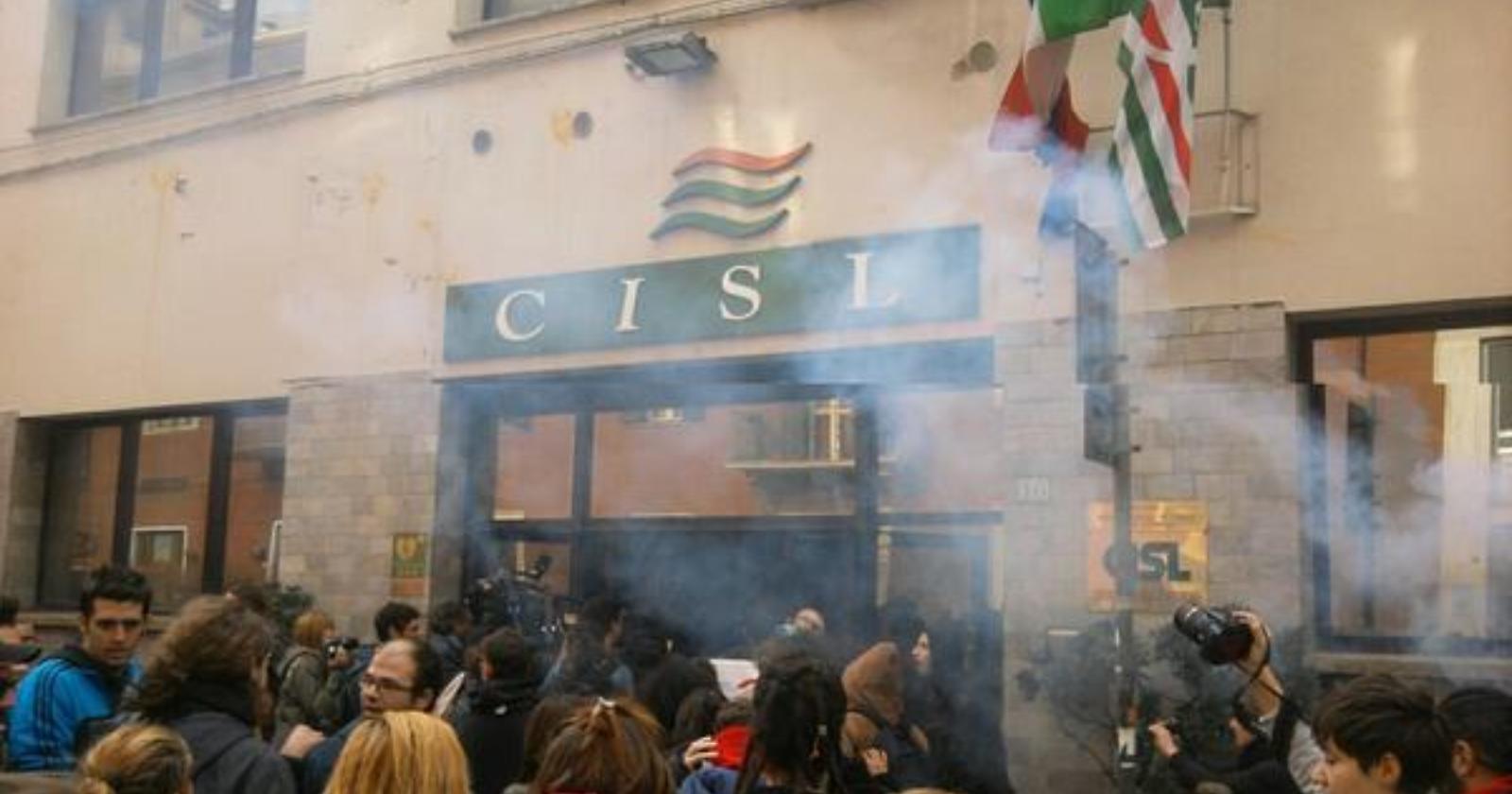Danni alle sedi Cisl di Roma, il sindacato foggiano esprime piena solidarietà