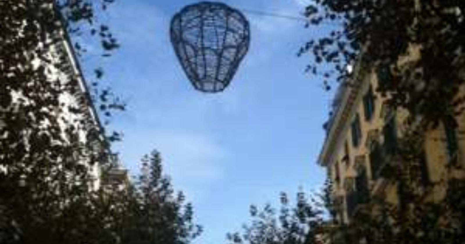 Le tristi luci del Natale