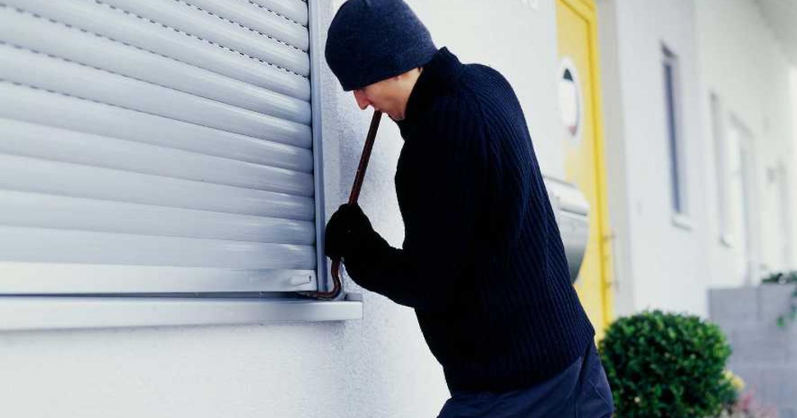 Foggia, furto in un capannone: rubati mezzi per 100mila euro
