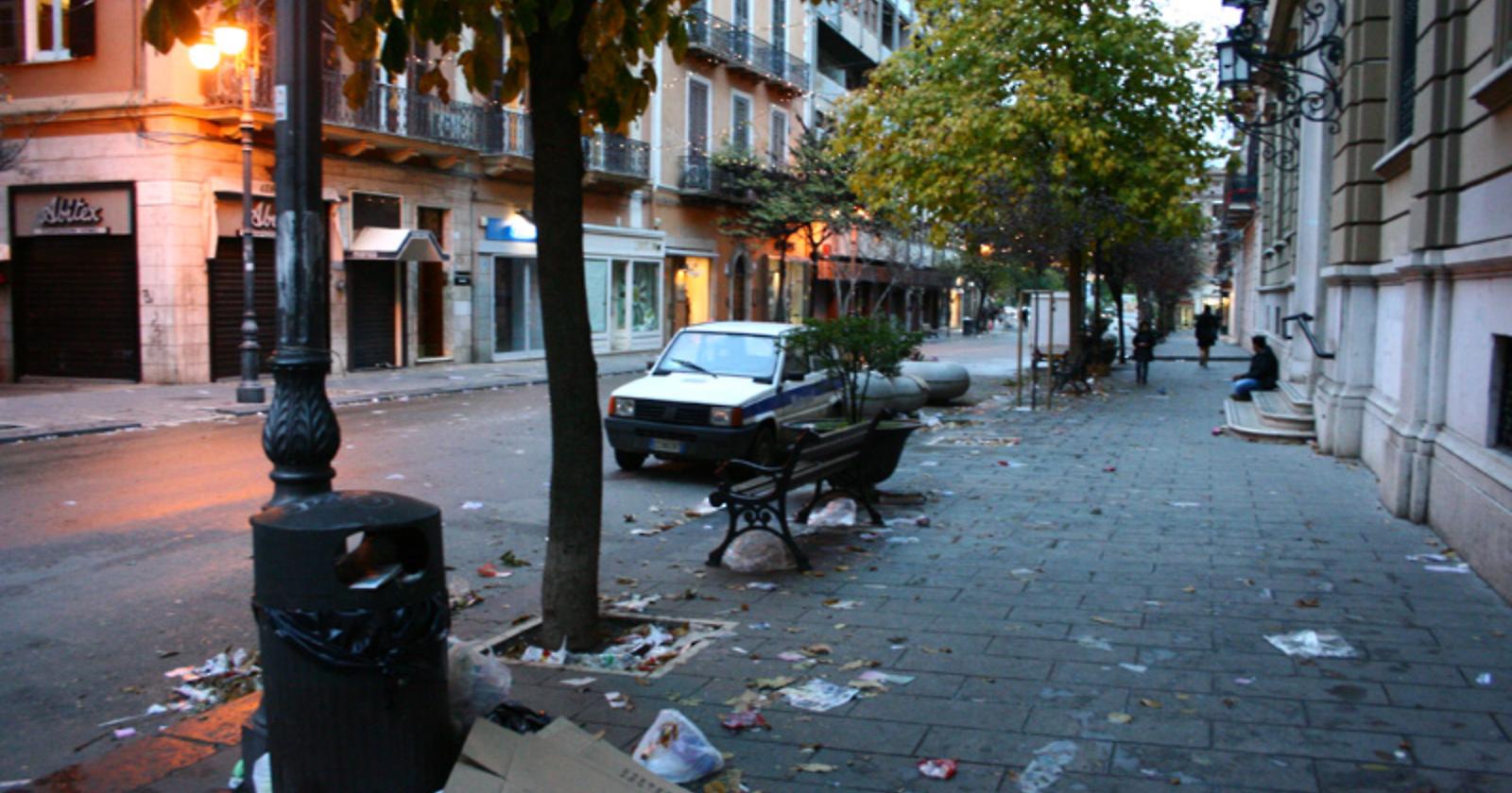 Operazione "Foggia pulita", 111 uomini e 56 mezzi al lavoro per raccogliere i rifiuti