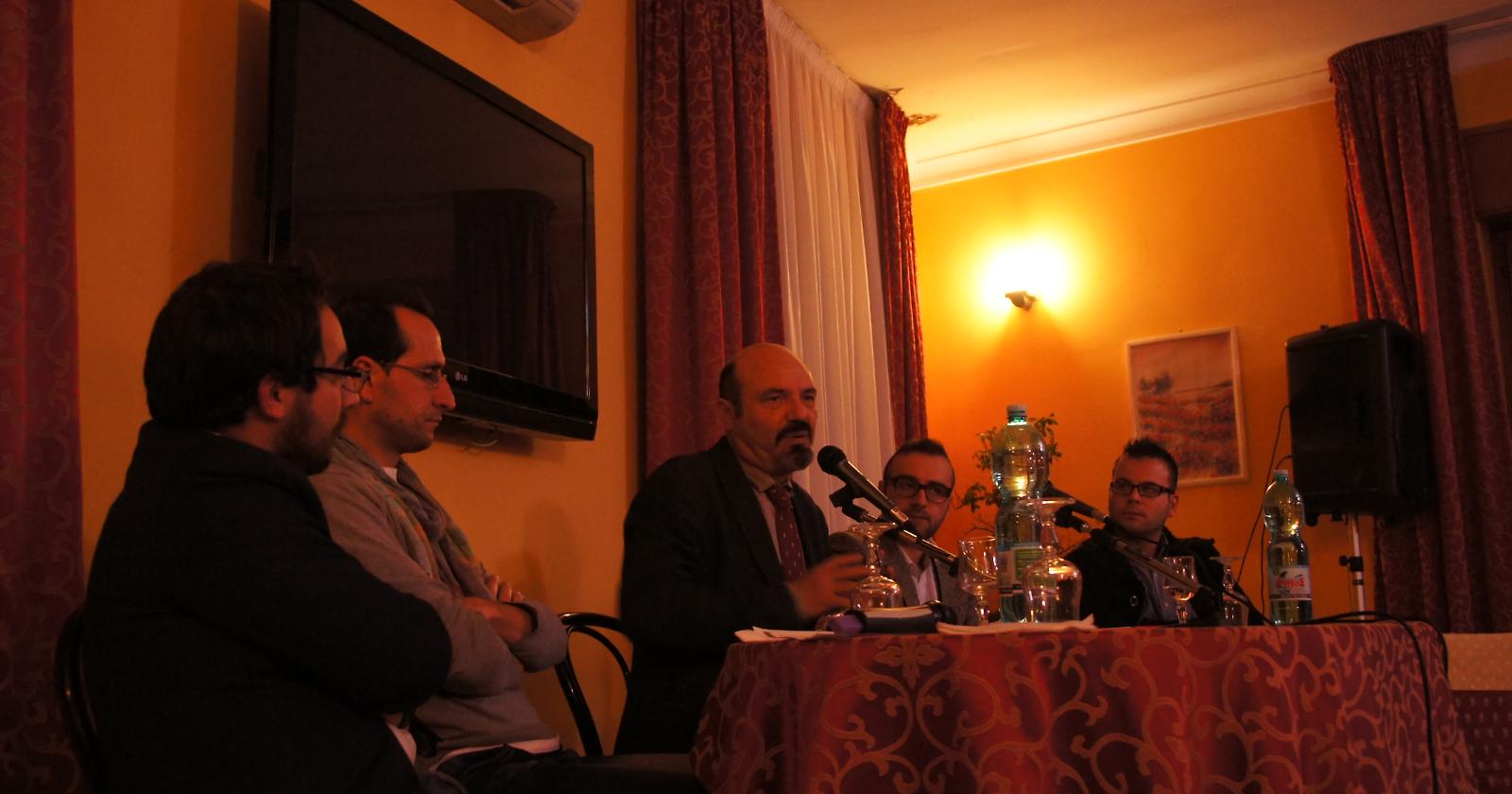 Un momento della presentazione a Rocchetta con Pino Aprile