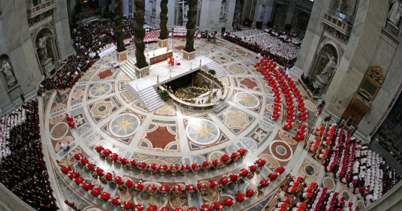 Conclave, la cronaca racconta la storia: 3000 i giornalisti da tutto il mondo