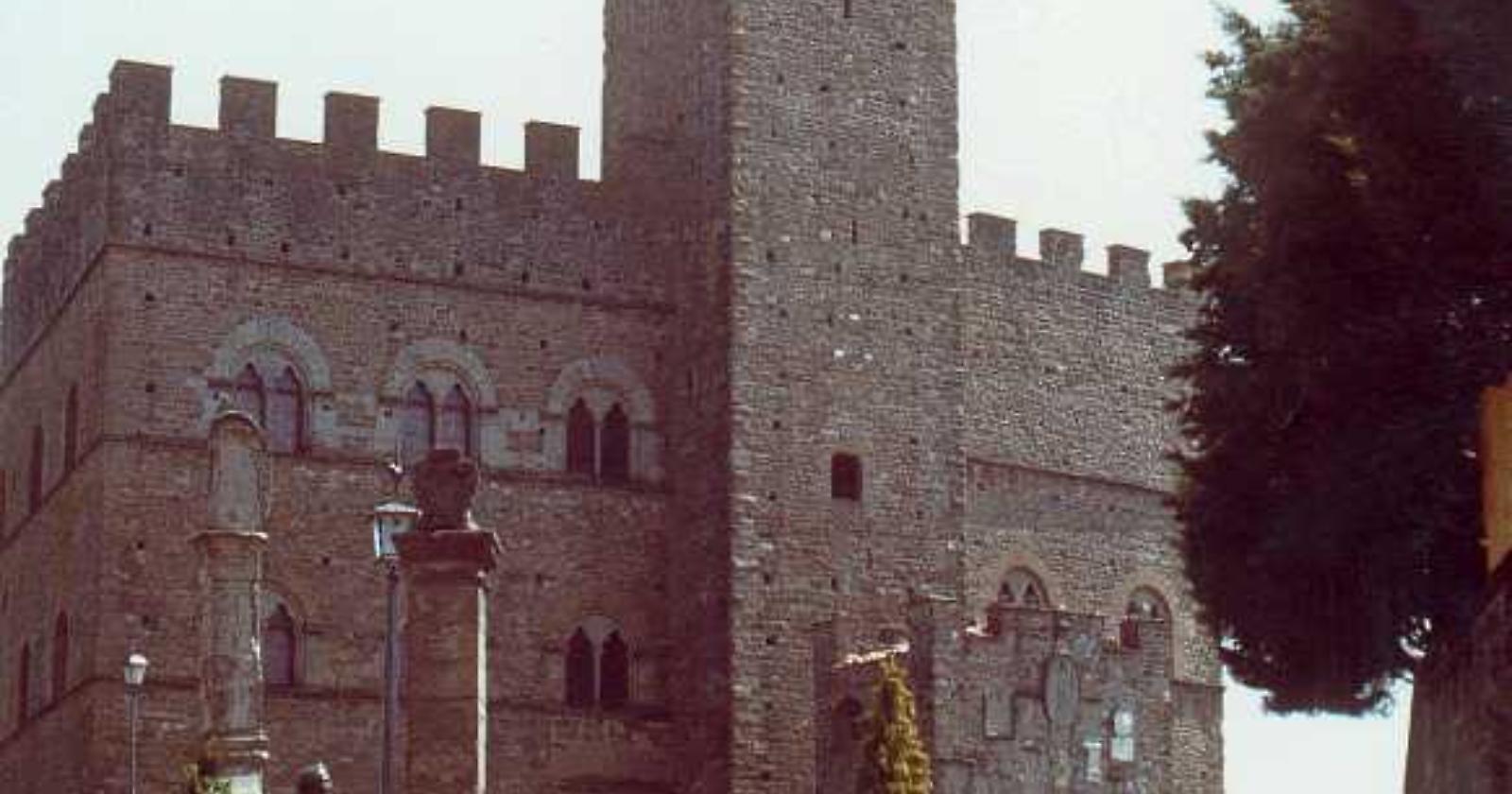 Apparizioni e sparizioni tra arte e storia: il caso del Castello dei Conti Guidi a Poppi e della bella Matelda