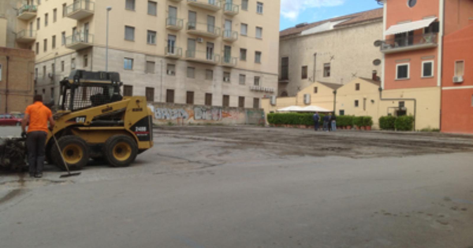 Parcheggi, Arcuri converte "La Maddalena"
