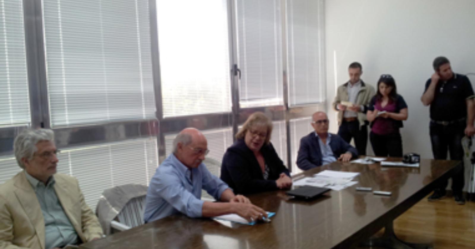 Sanità nel caos, oggi protesta a Bari per i laboratori di analisi a rischio chiusura