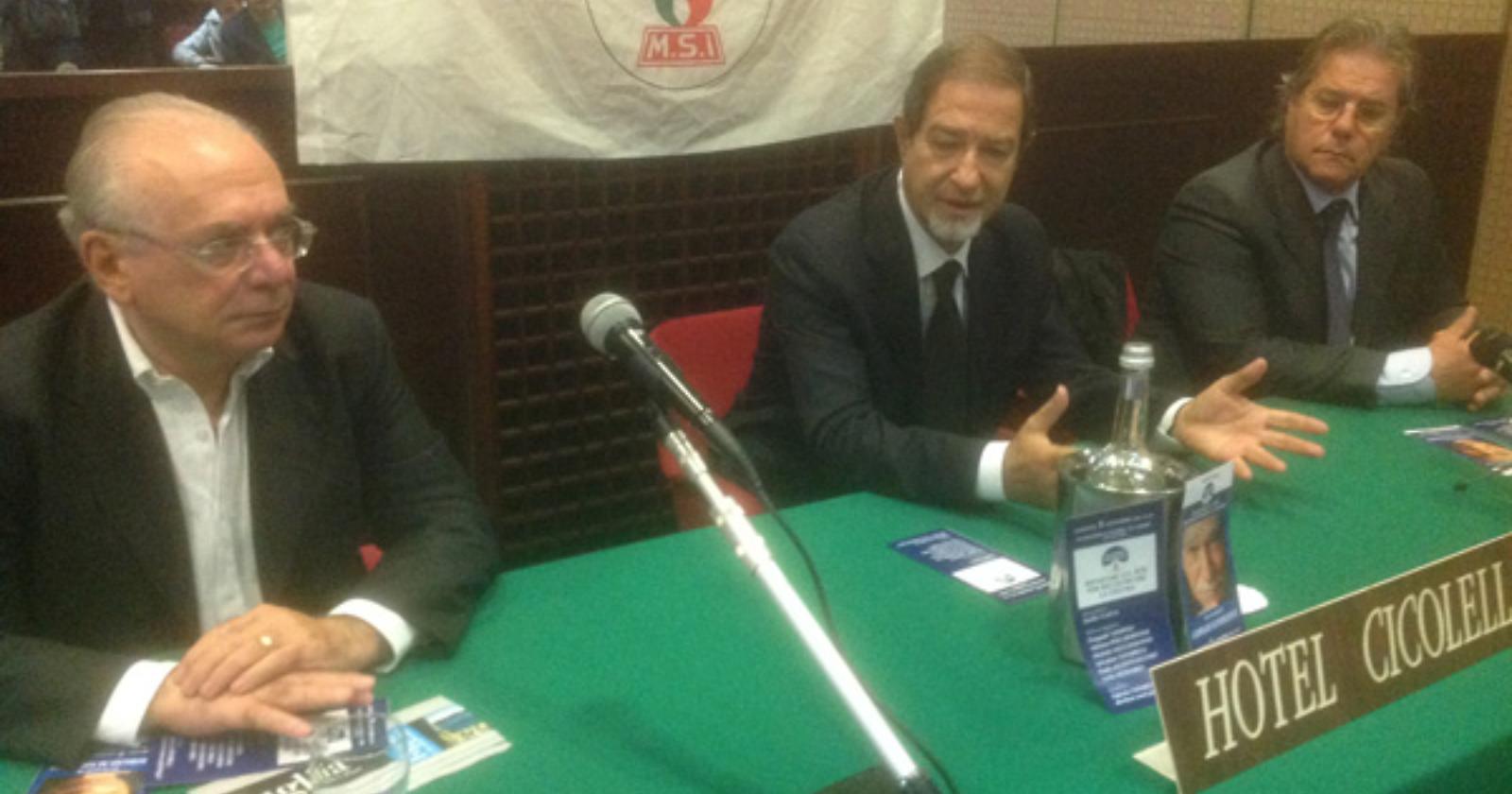 Il futuro di AN? In un unico, grande, partito di destra
