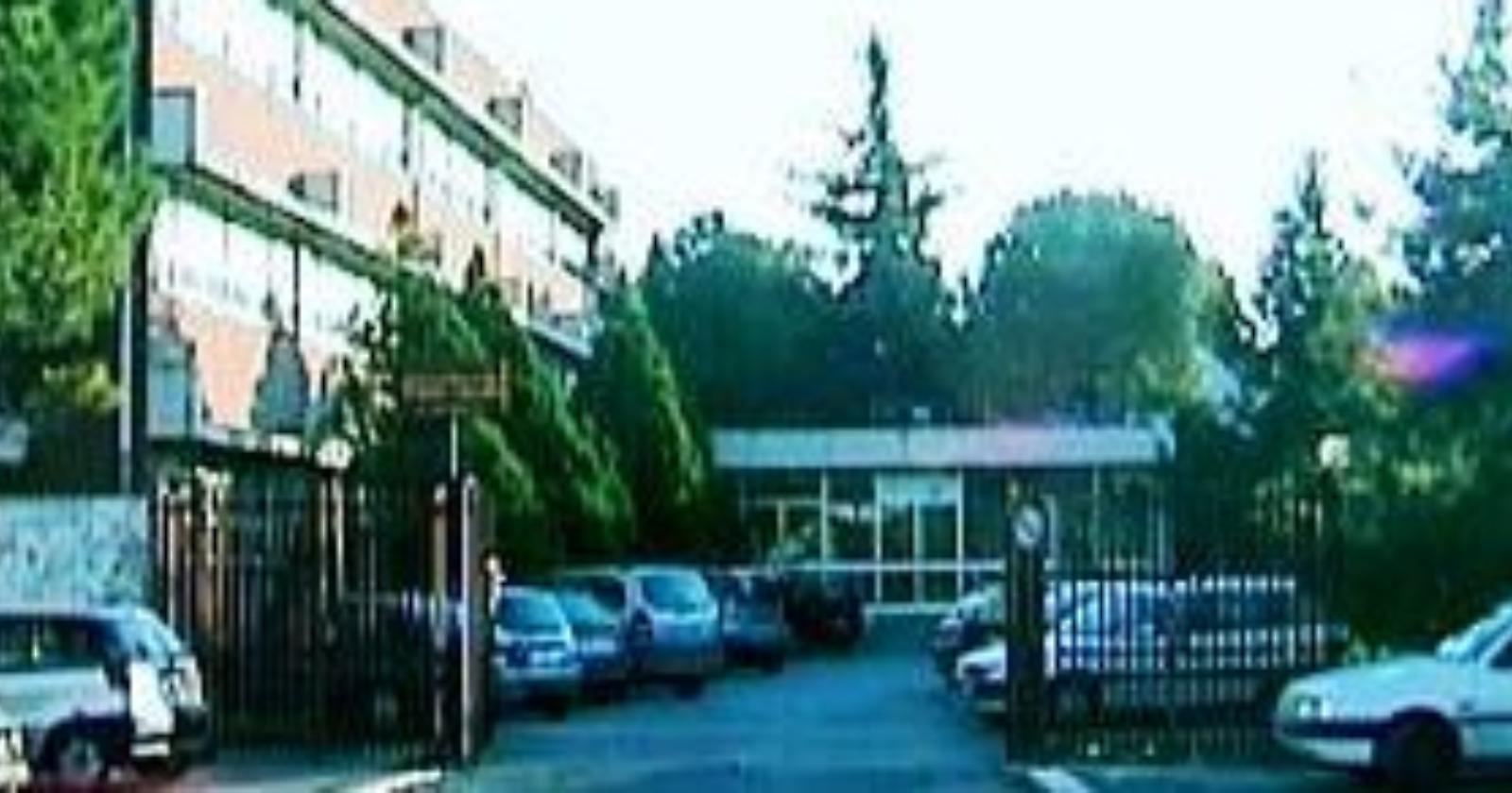 Furto all'istituto "Pacinotti": rubato il portafogli della prof. di matematica