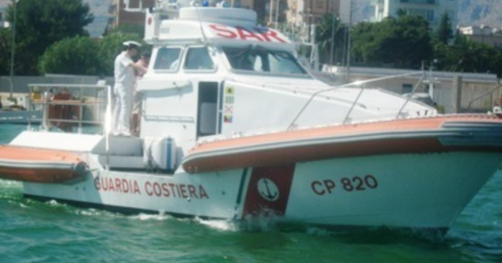 Tragedia in mare a Manfredonia, muore un pescatore di 39 anni