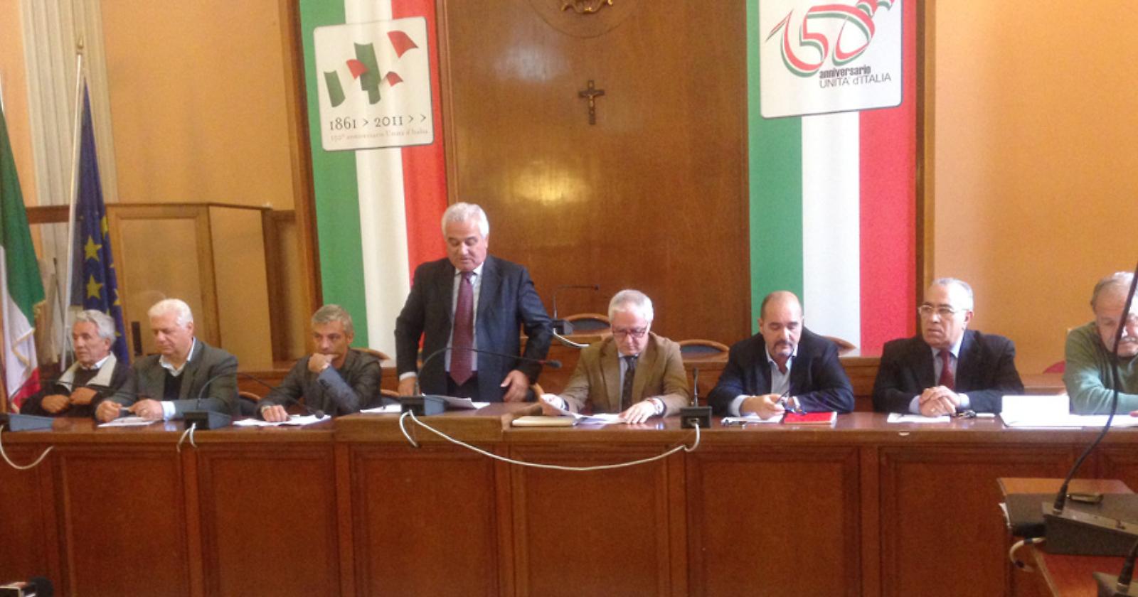 «Ci sono 48 milioni da spendere per rilanciare l'ASI e la città. A chi si aspetta?»