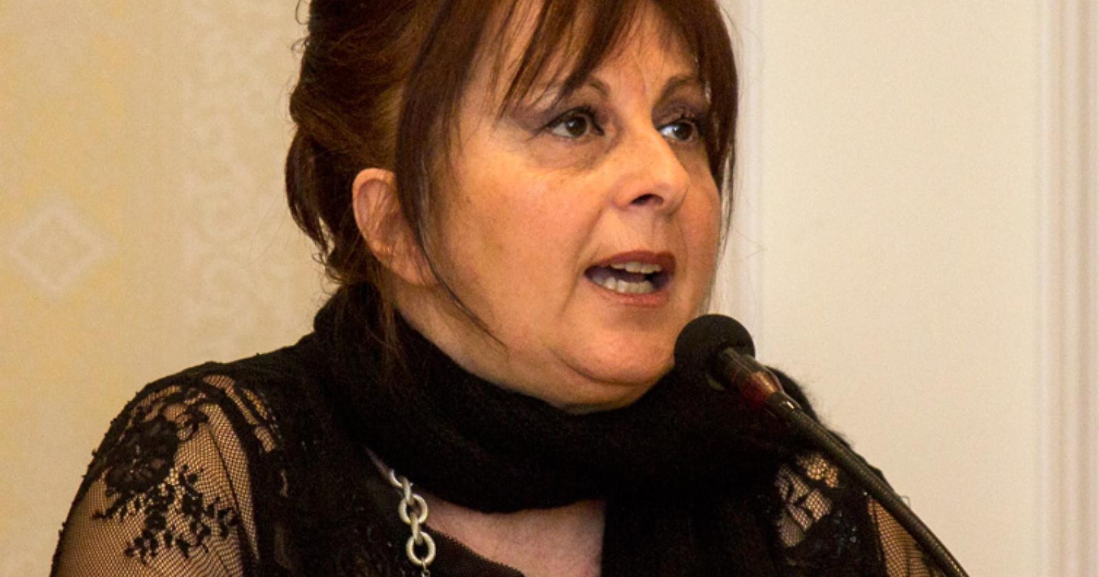 Mariantonietta Ippolito apre in piazza Ubik il suo  "Diario dei pensieri" 