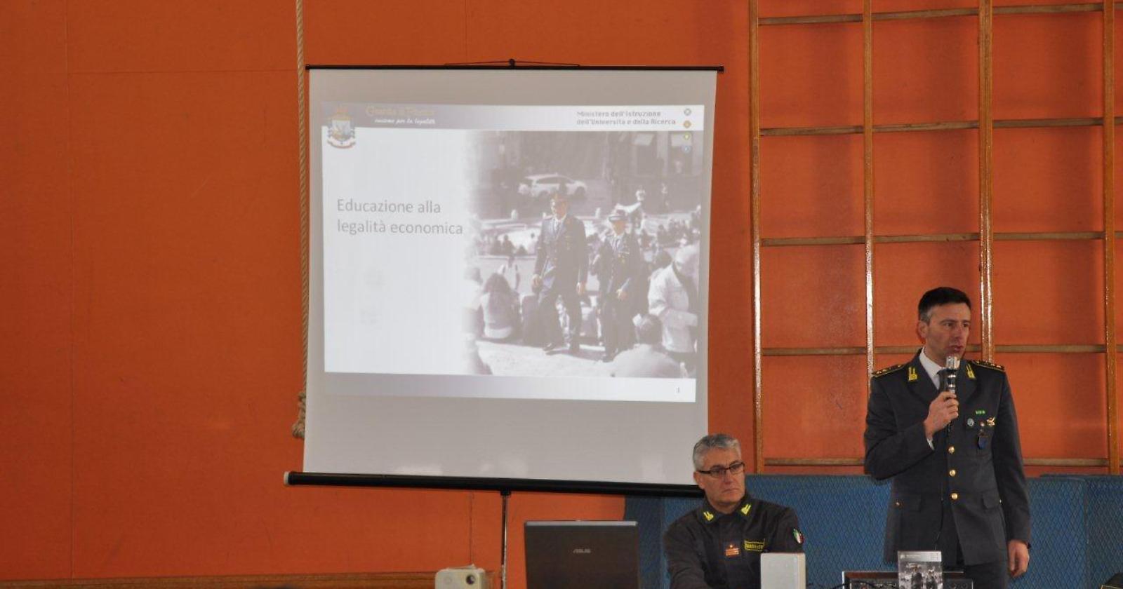 A scuola di “Educazione alla legalità economica” 
