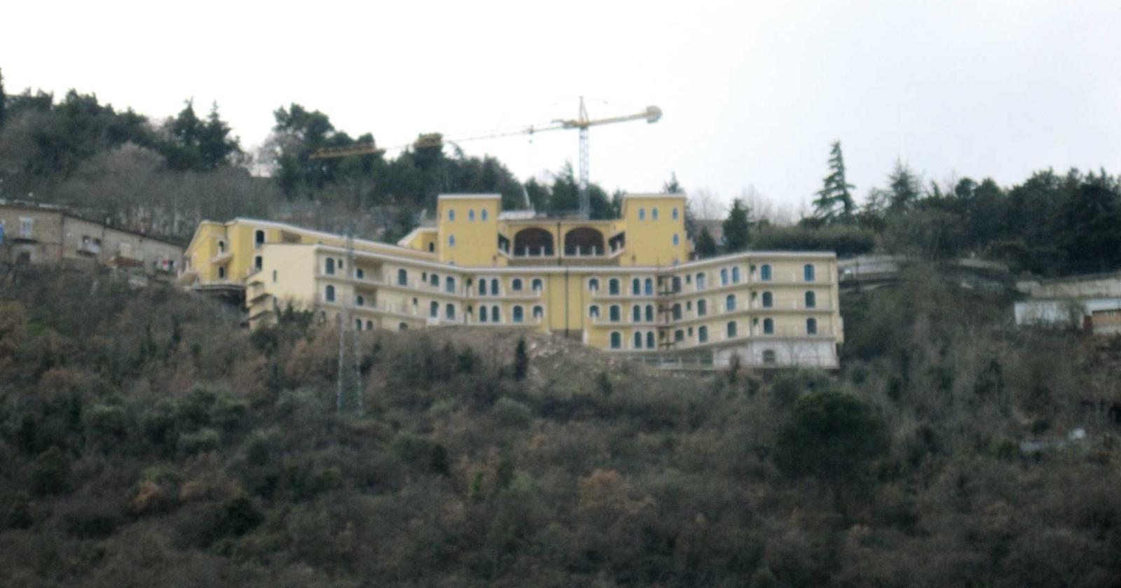 Abusivismo edilizio: prima condanna per l'ecomostro di Sant'Agata