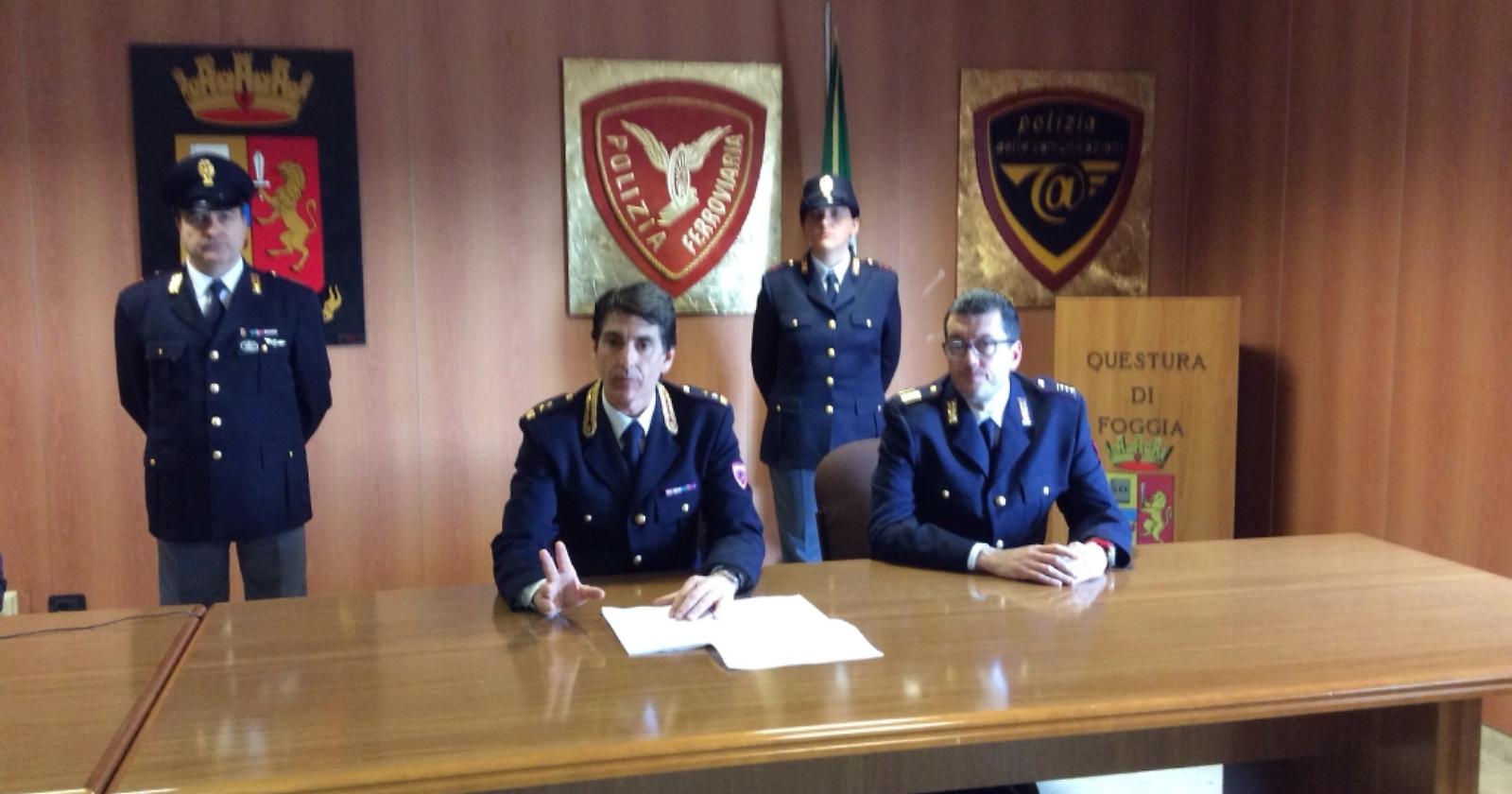 Torna a casa ubriaco e picchia la moglie: arrestato