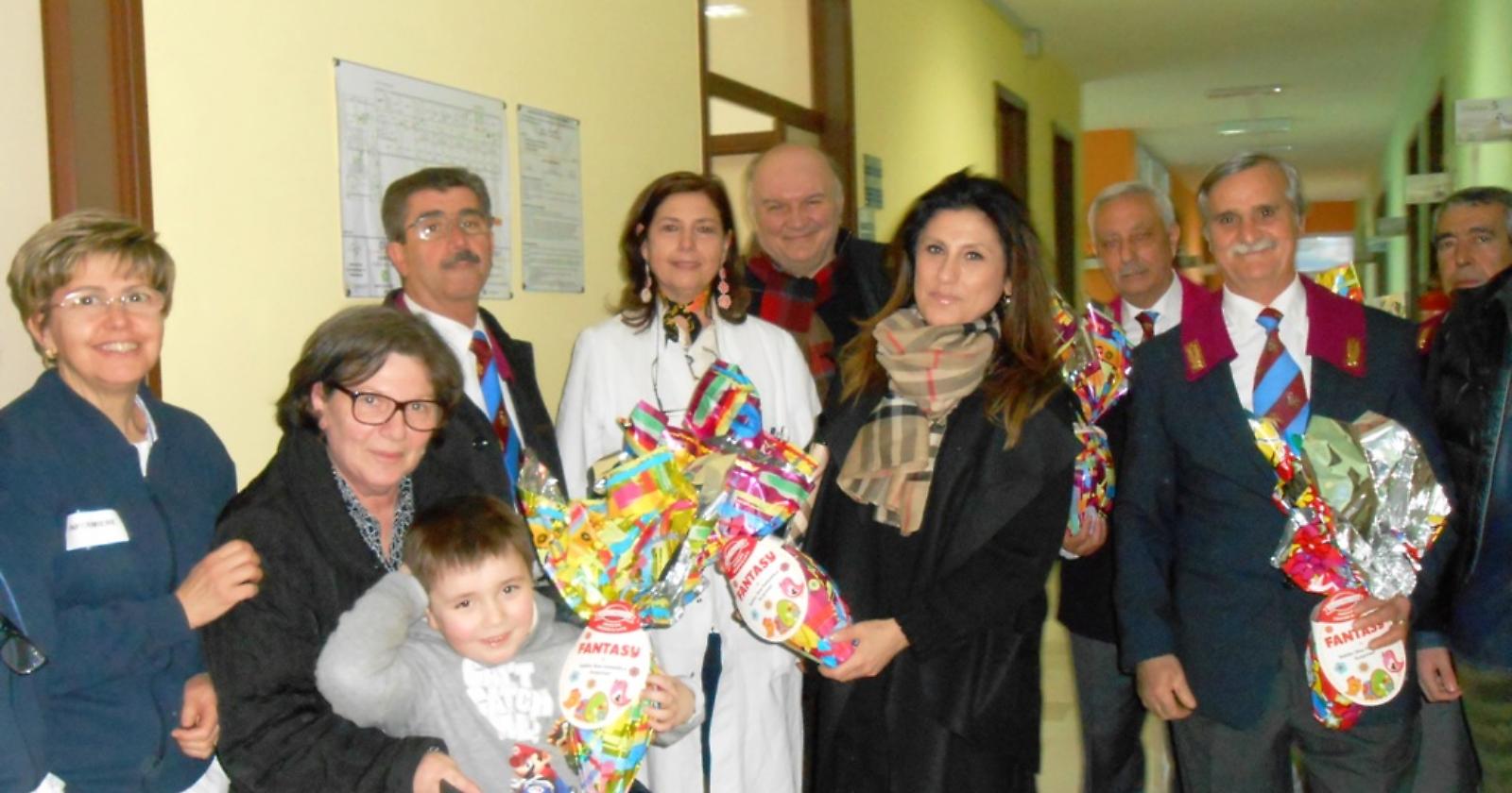Anps: uova pasquali ai bambini del reparto di pediatria