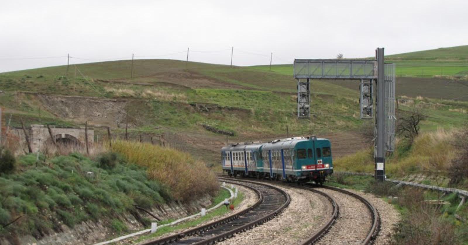 Ferrovia Foggia-Potenza, la Confsal prova a rianimarla