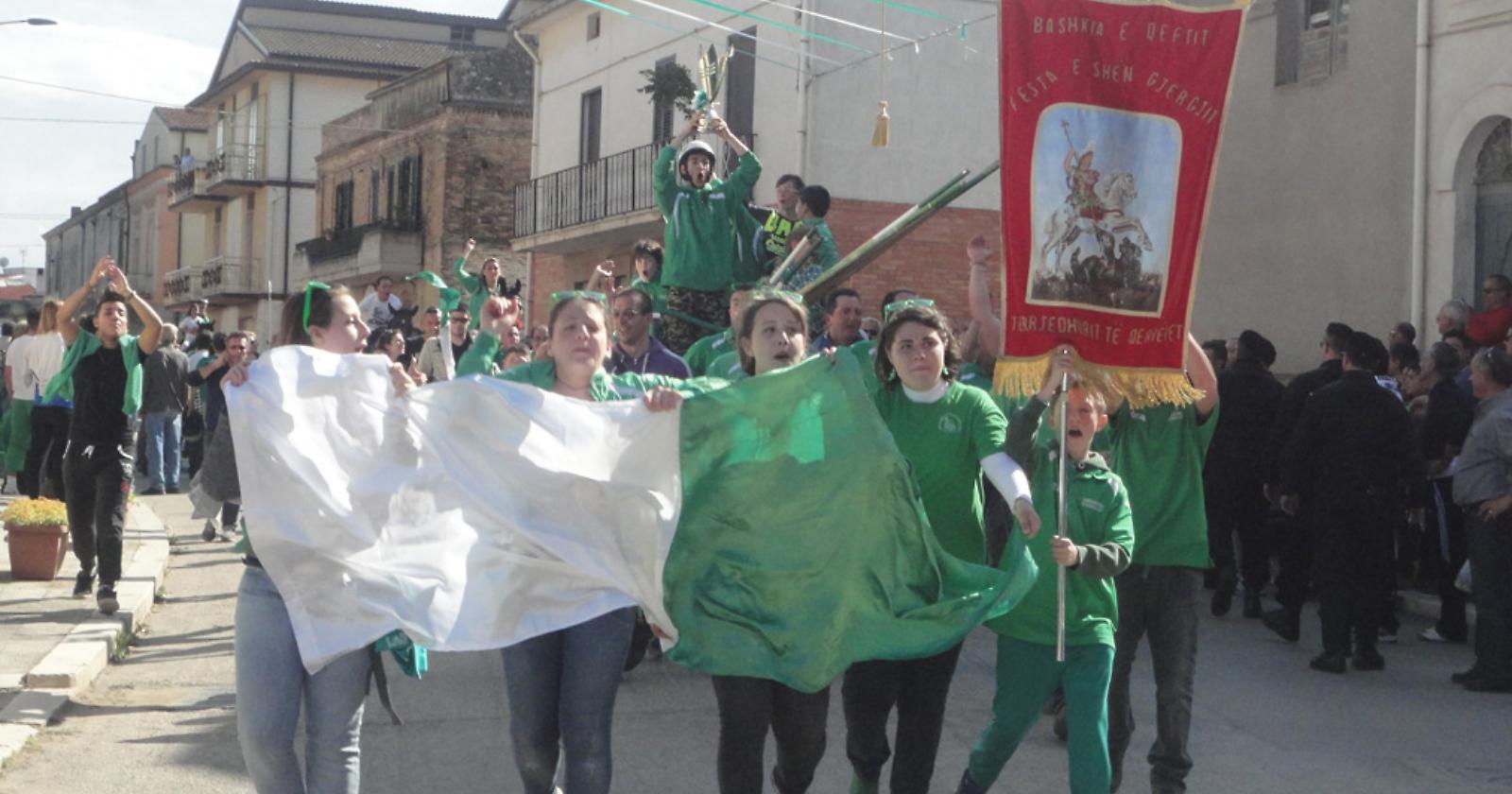 Lo storico Palio di San Giorgio alla Collefinocchio Vaccareccia