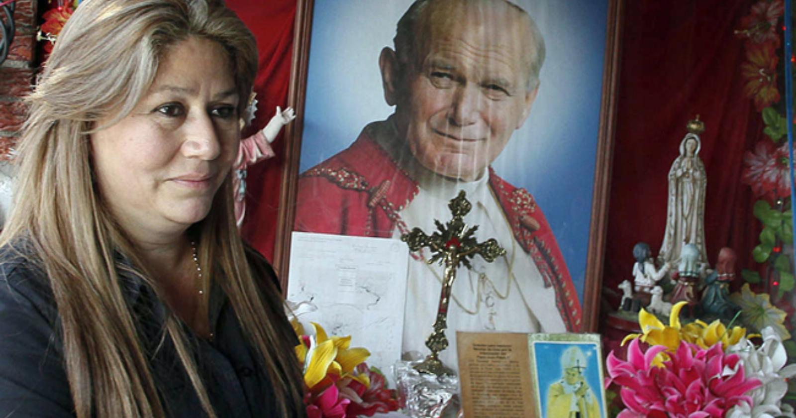 La donna costaricana miracolata da Giovanni Paolo II a S. Giovanni Rotondo