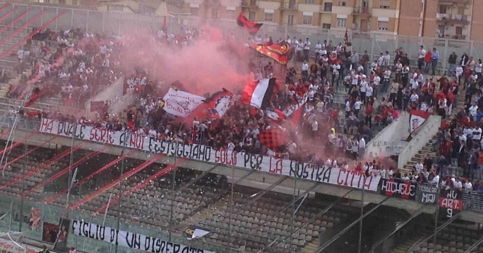 Il Foggia ci rovina la festa. E i tifosi gridano ai giocatori: «Venduti!»