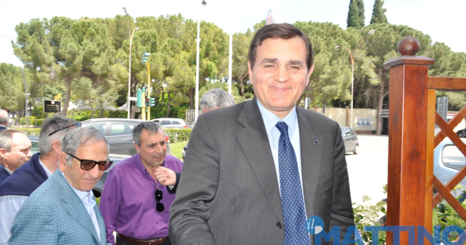 Forza Italia affonda ma Patriciello resta a galla: l'isernino fa fuori anche la lucerina Barbara Matera