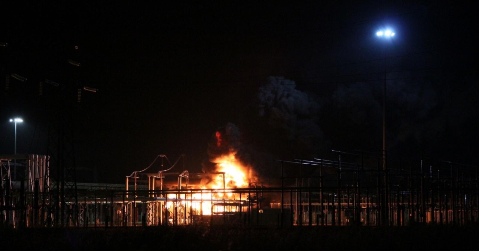 Via Sprecacenere: domato l'incendio alla centrale