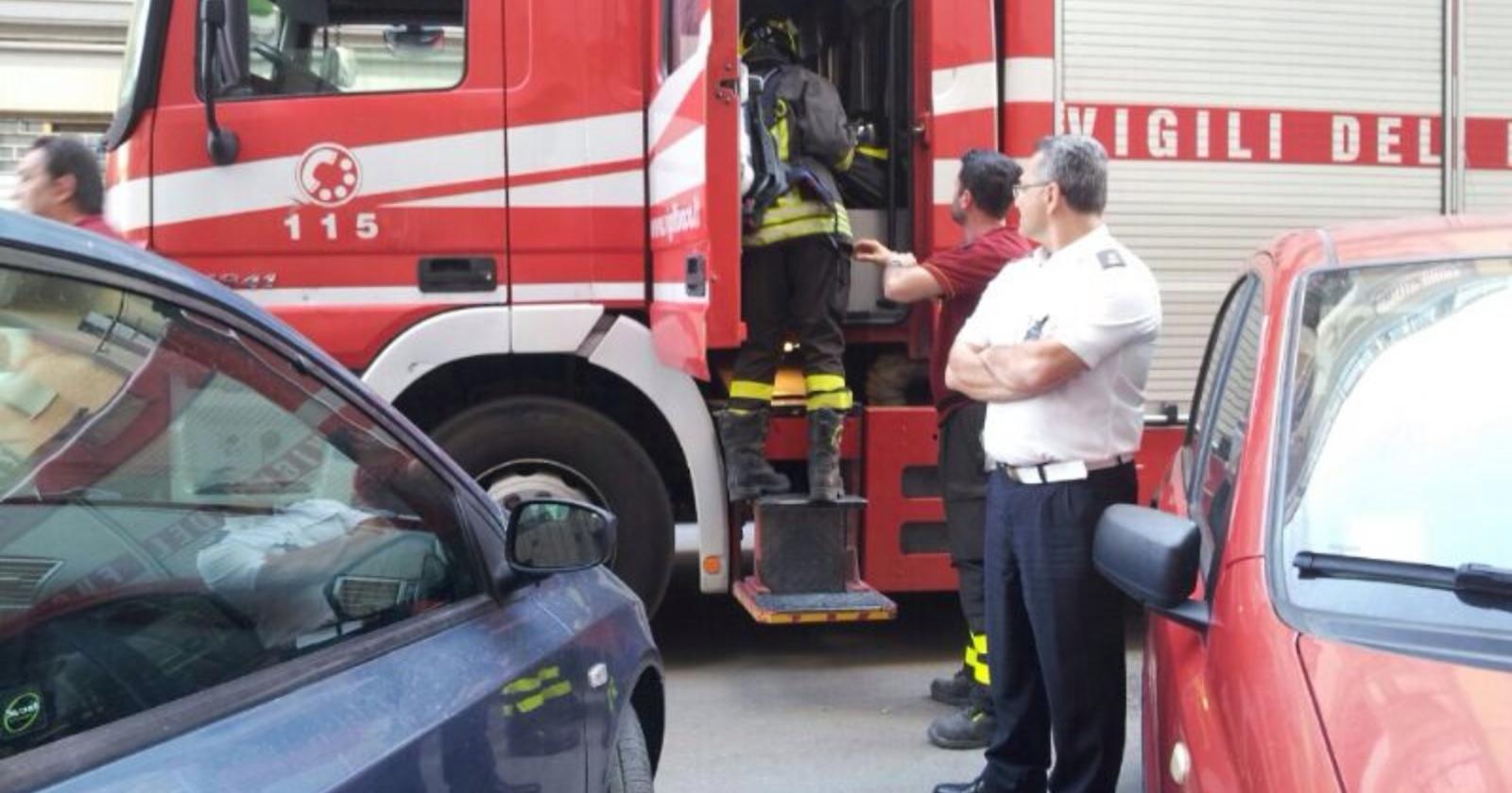 San Severo: in fiamme una palazzina in Via Mario Carli