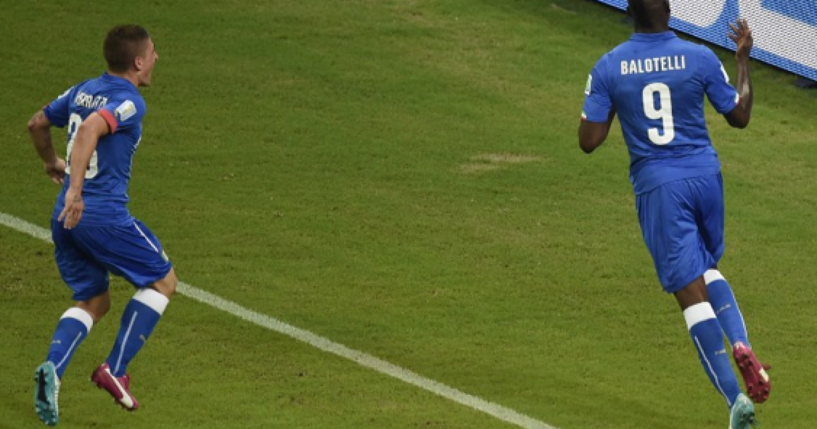 Che bell'Italia, che ci mette anche la testa