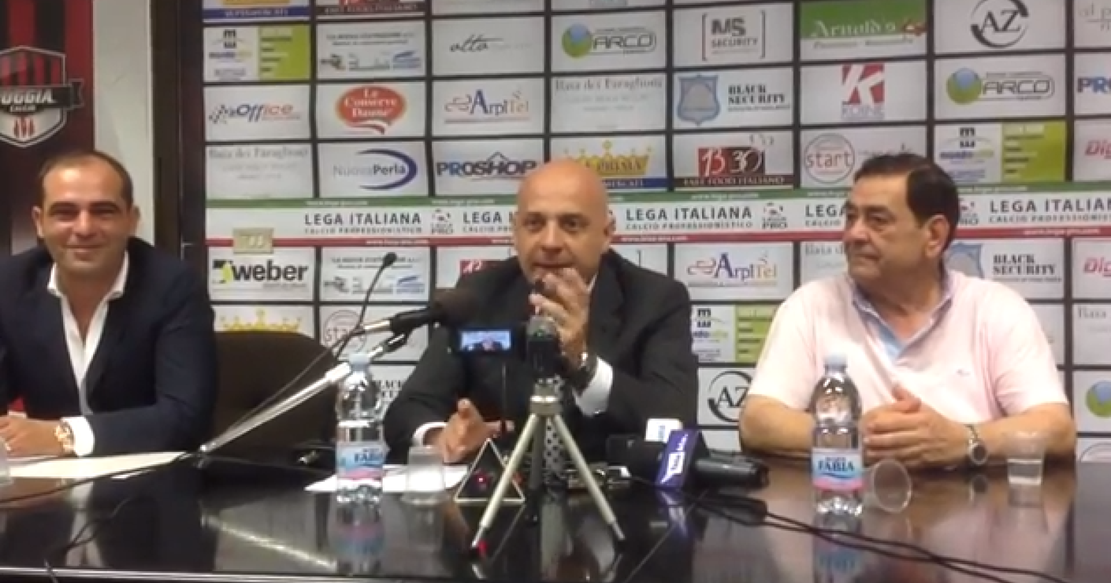 Foggia Calcio. Iscrizione Lega Pro, giocatori in scadenza, scelta dell'allenatore: tutto in un giorno!