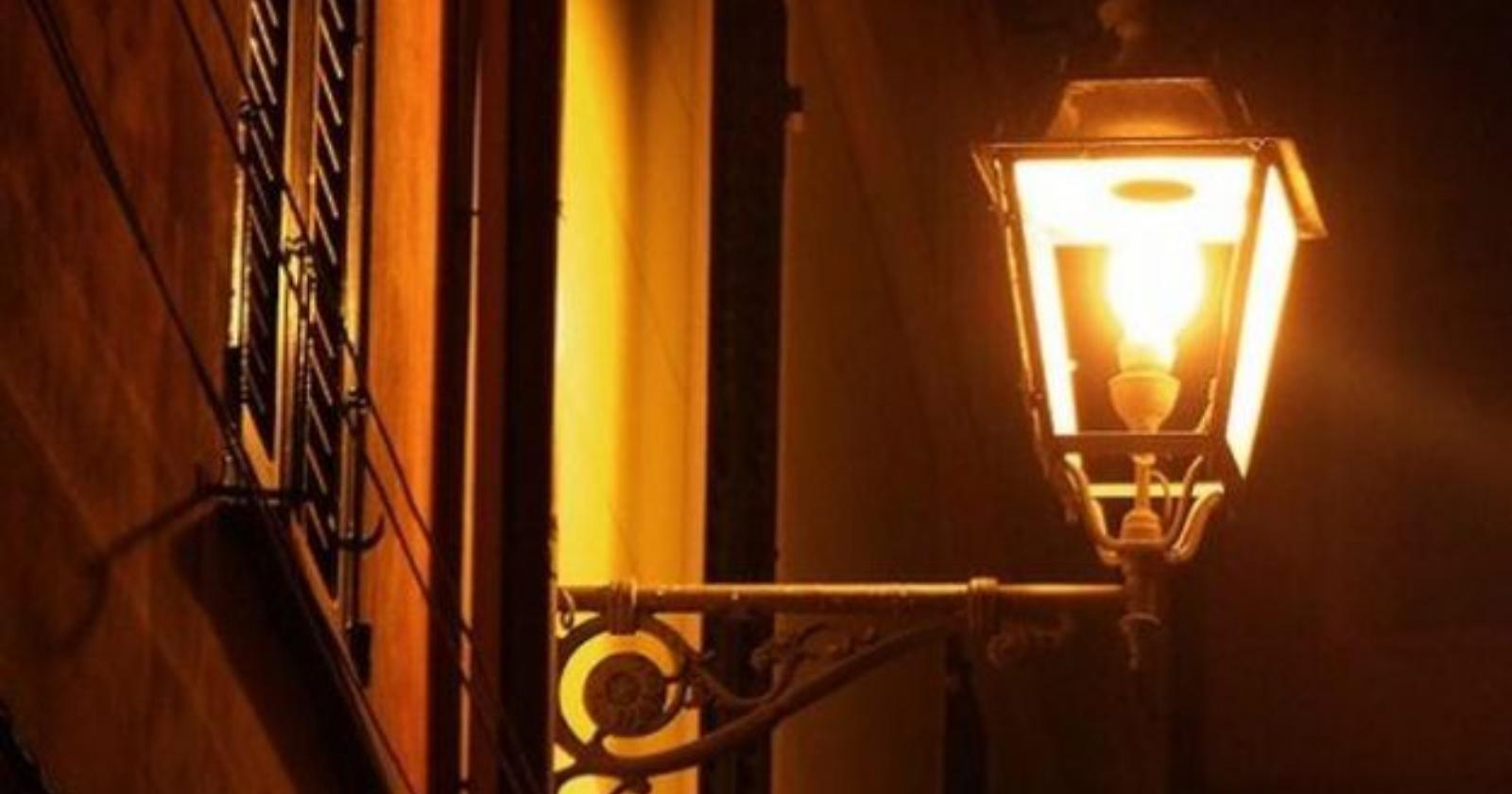 Landella fa luce nei quartieri settecenteschi, presto un numero verde e una app per dialogare col Comune