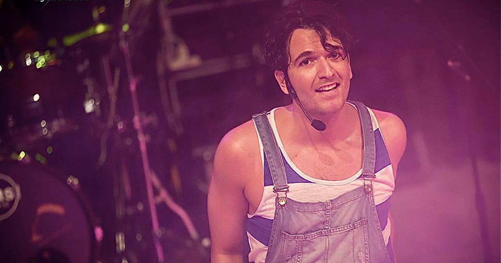 Nell'estate di Capitanata "Il cielo è sempre più blu" grazie ad uno straordinario Michele Iorio che fa "rinascere" Rino Gaetano