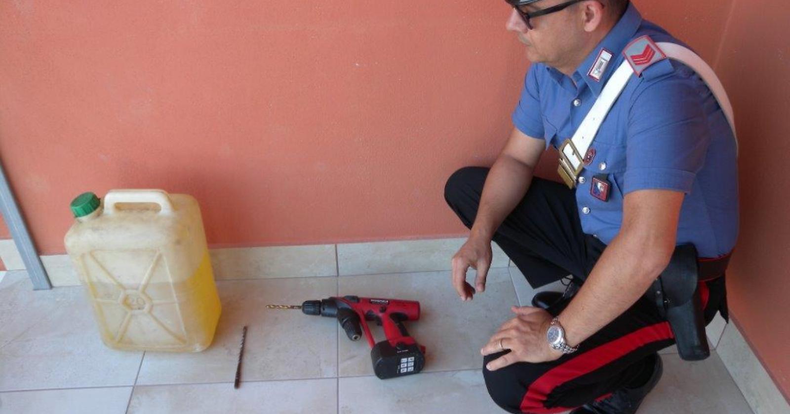 Mattinata: furto di carburante dalle auto dei turisti, i carabinieri arrestano 57enne
