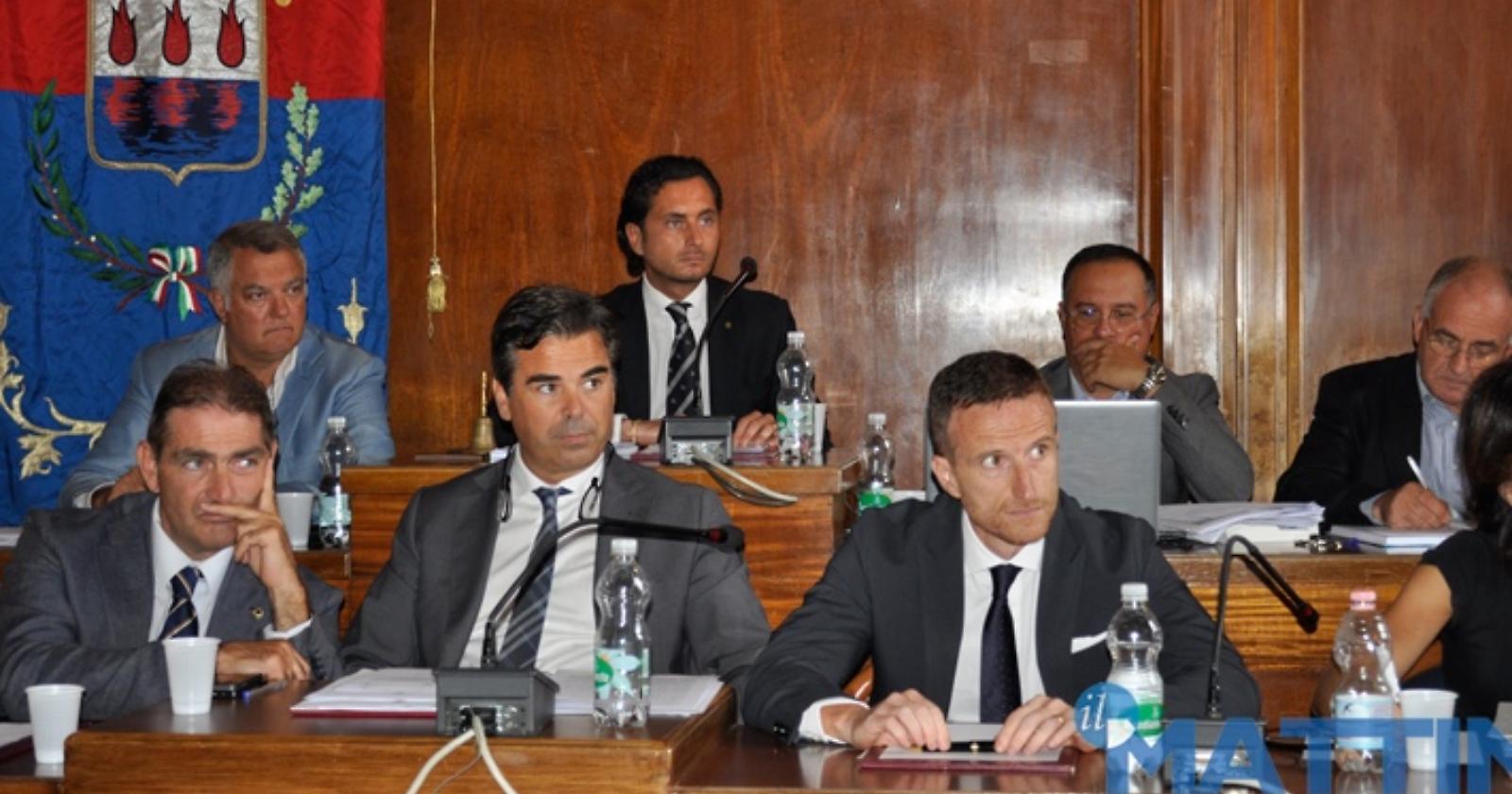 Foggia: sui parcheggi ai diversamente abili, la maggioranza perde il pass in Consiglio Comunale