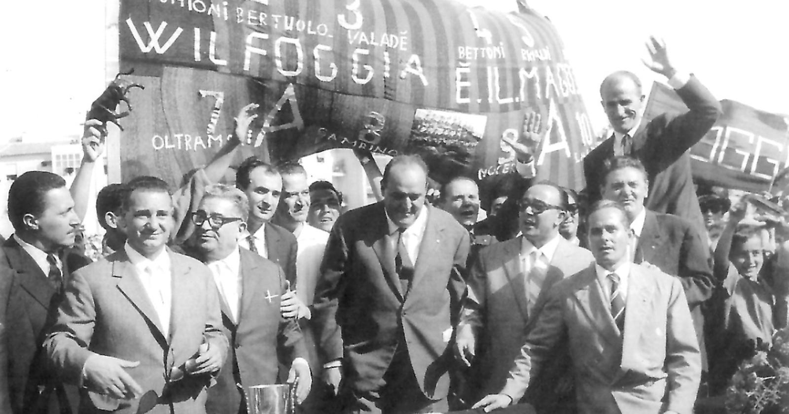 Oggi, 13 settembre 1964, la prima volta del Foggia in Serie A: con la Fiorentina