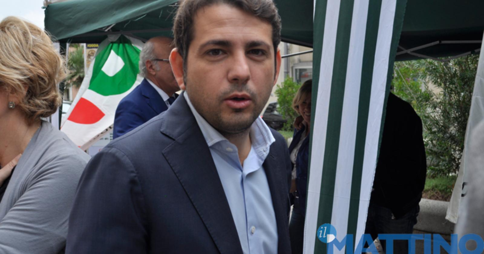 Foggia, differenziata rifiuti in alto mare. De Pellegrino: «I mezzi costati 2 milioni sono bloccati»