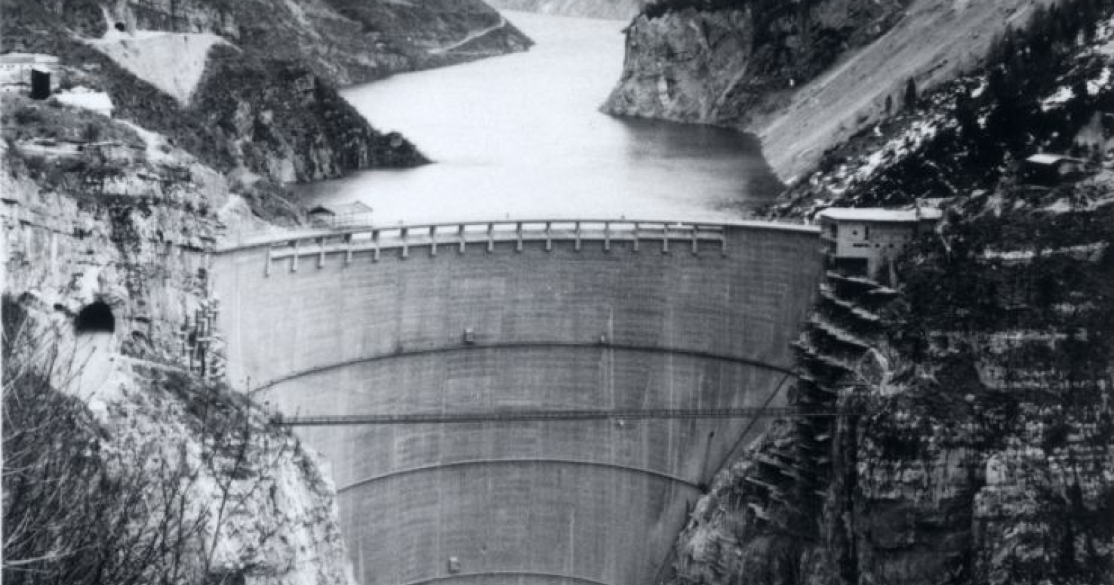 Oggi, 9 ottobre 1963, la tragedia immane del Vajont: tra i 7 mila soccorritori, anche 150 volontari foggiani