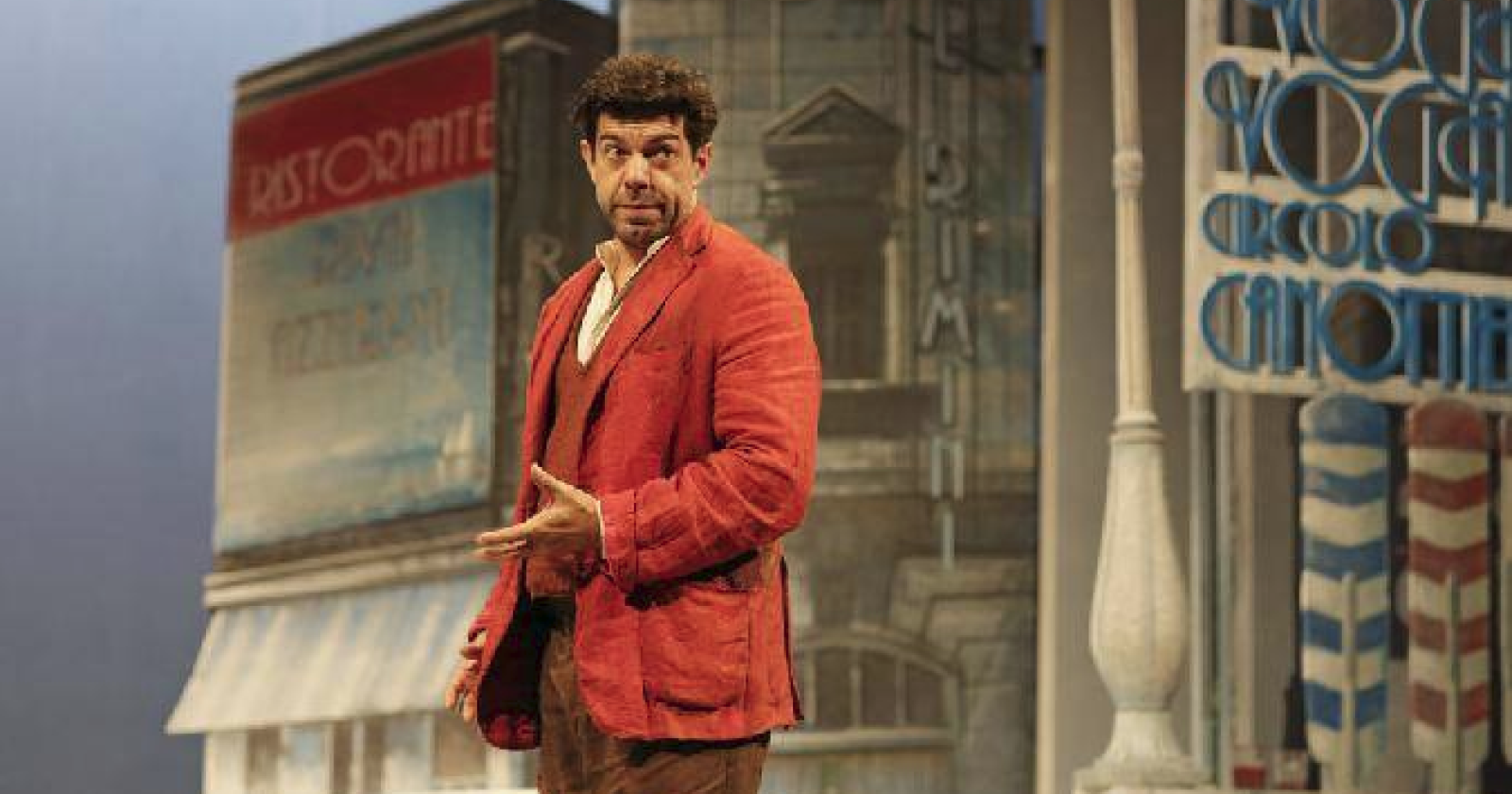 E anche Favino rivela: «Sarò al Teatro Giordano il prossimo 28 febbraio»