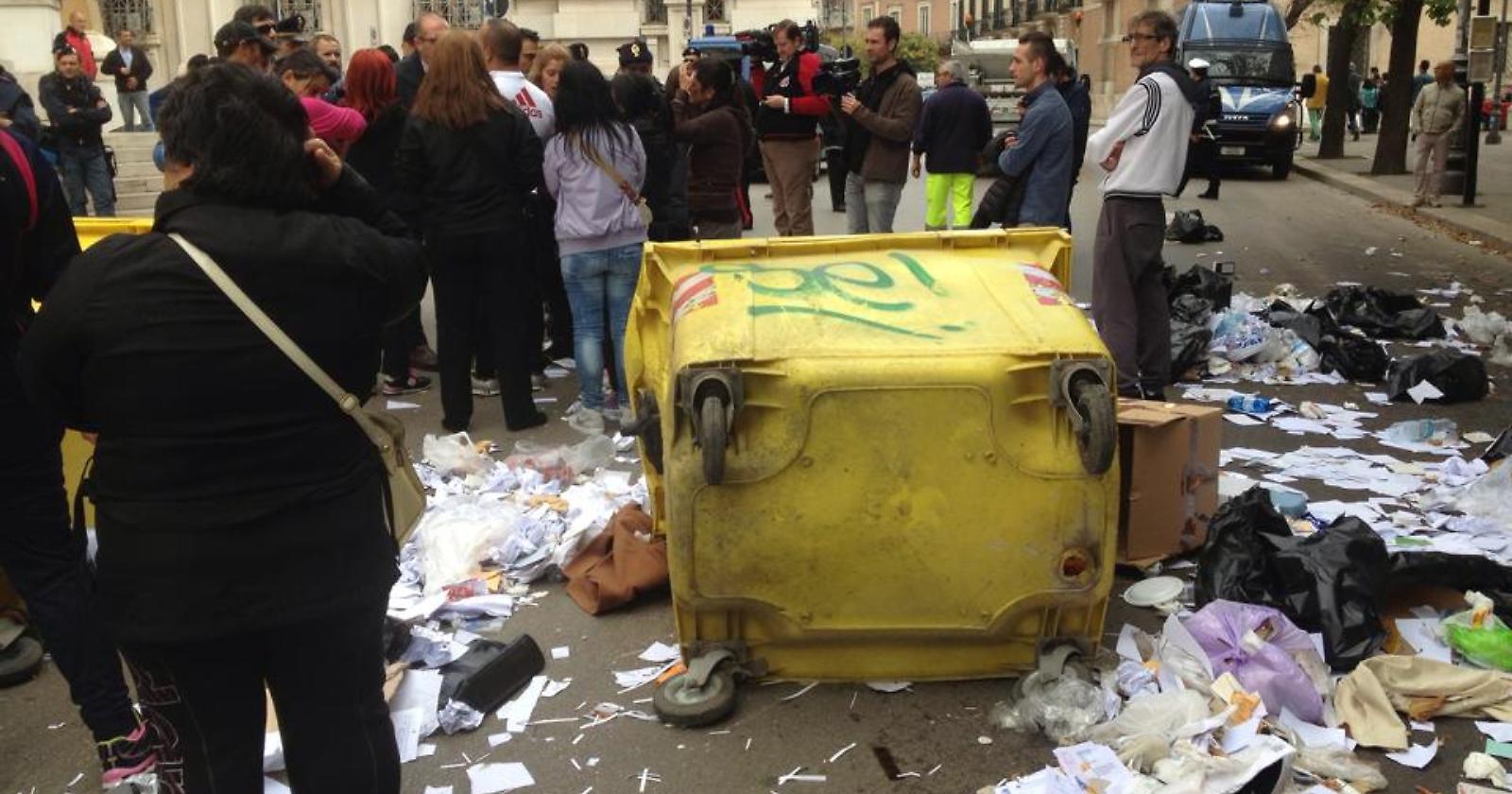 Assalto palazzo di Città, Landella: «Arretrare significherebbe piegarsi a questi ricatti delinquenziali» 