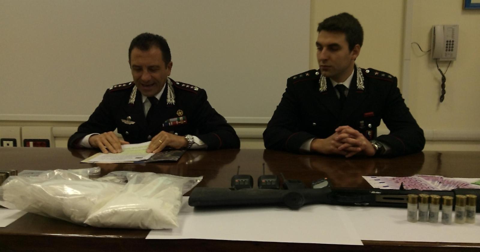 In casa con 300mila euro di droga: tre arresti a San Severo