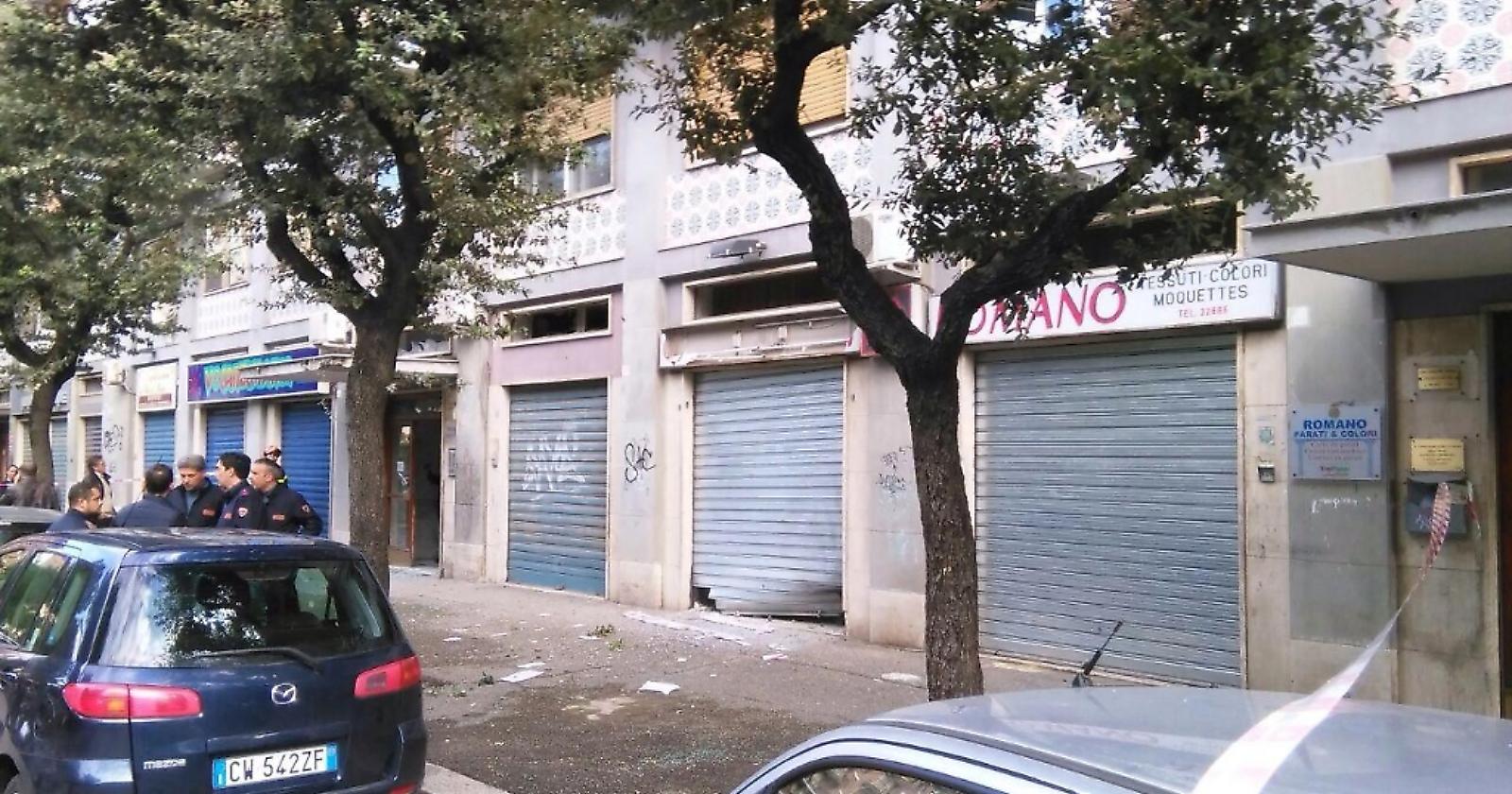 Foggia, bomba ad un negozio in Viale Michelangelo