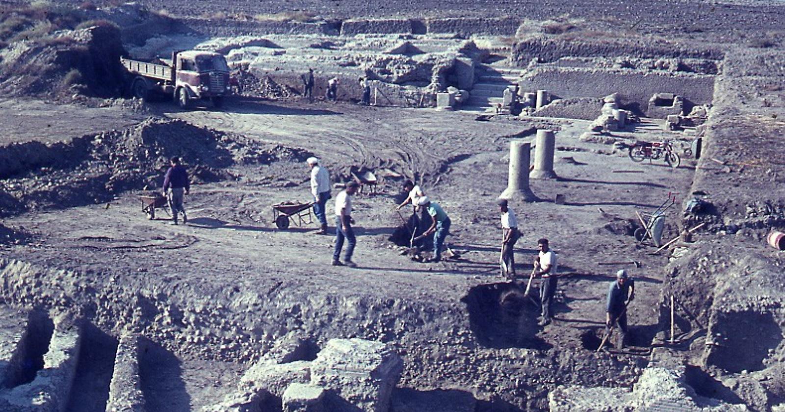 Oggi, 27 novembre 1962, a Ordona iniziano gli scavi che porteranno alla luce una città romana