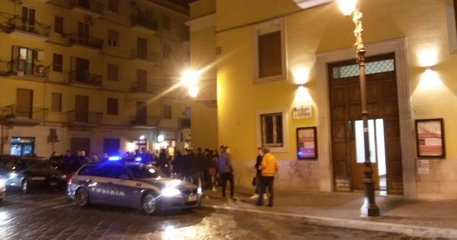 Conservatorio: esplode grosso petardo, paura in città 
