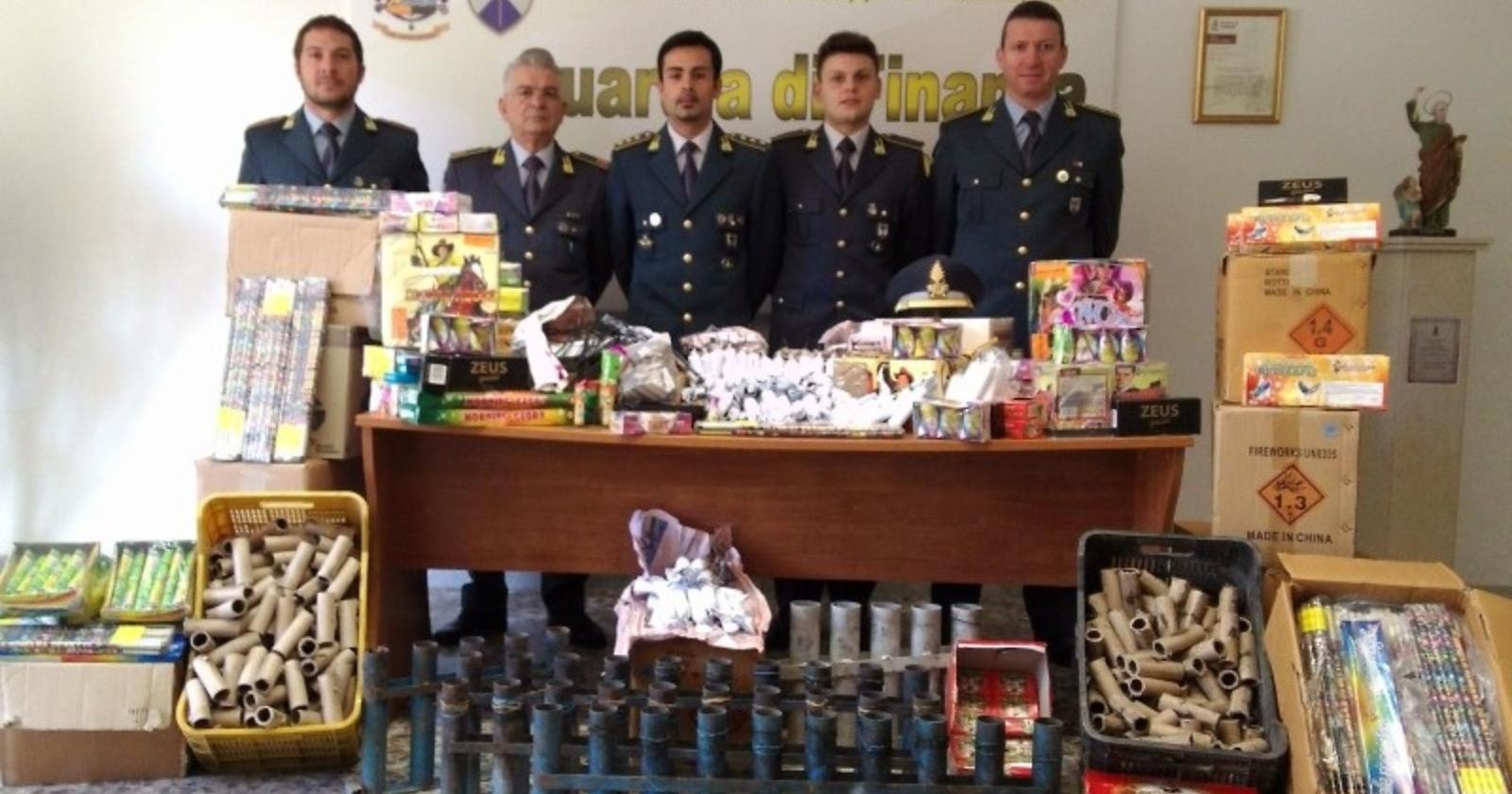 San Severo: sequestrati oltre 200 chili di "botti di fine anno"