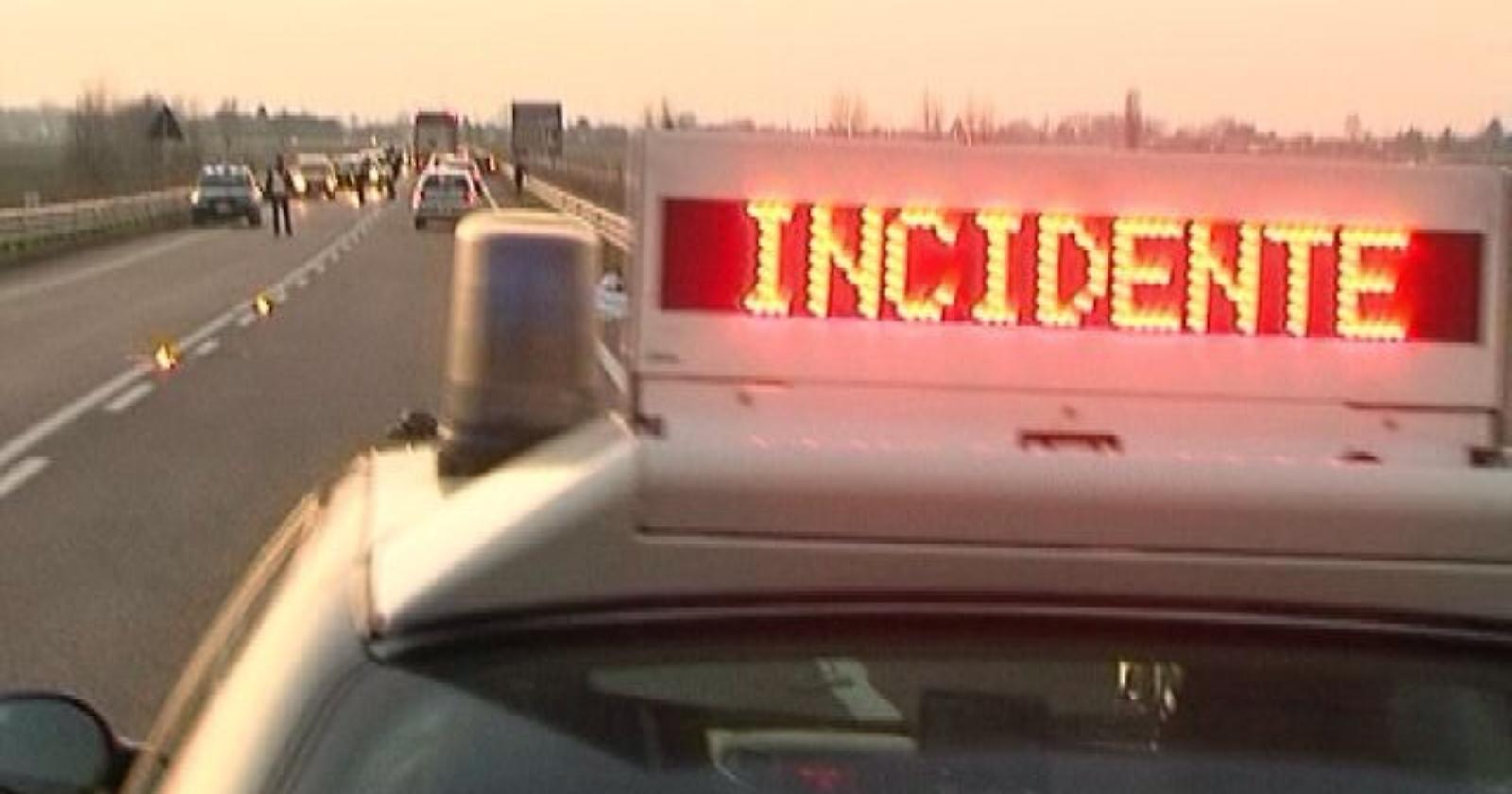 Incidente stradale: un morto sulla A14, tra Foggia e Cerignola