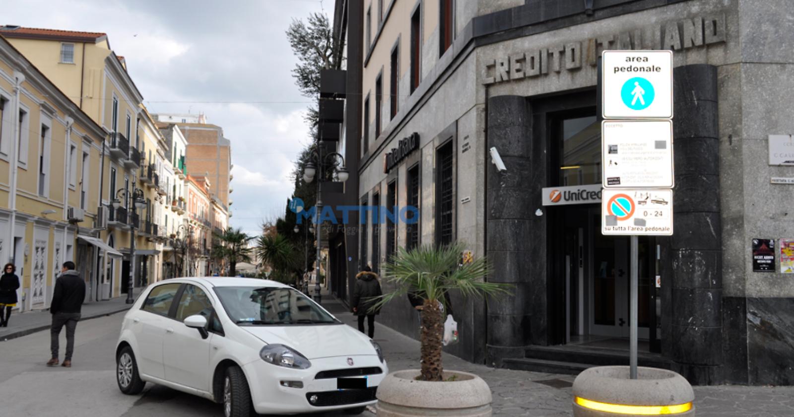 Furto caveau Unicredit: banditi rubano hard disk della videosorveglianza