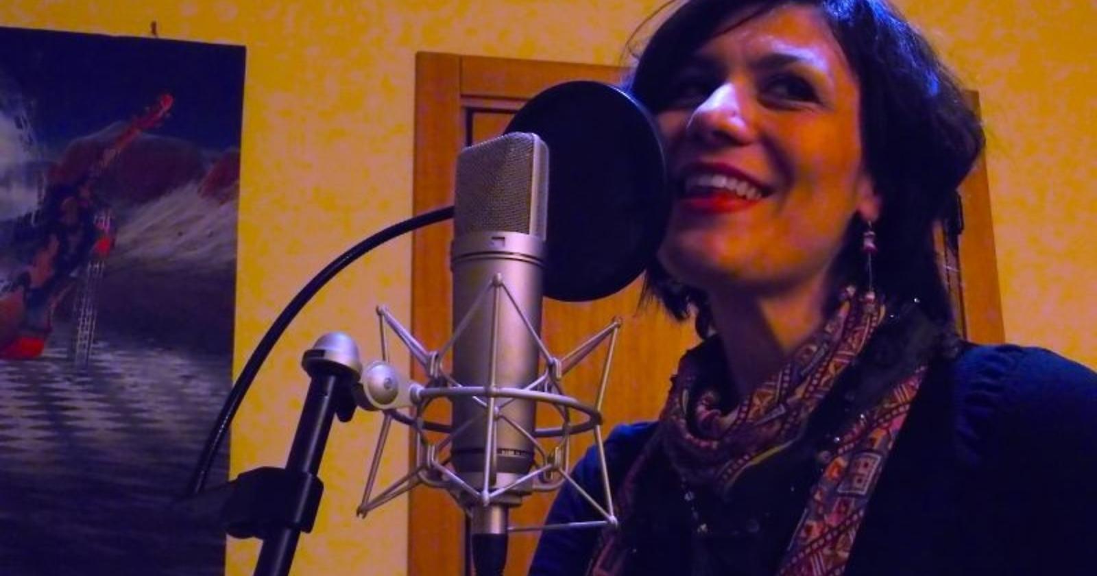 Mirella Foschi "dipinge" l'8 marzo con “Colori di donna” 