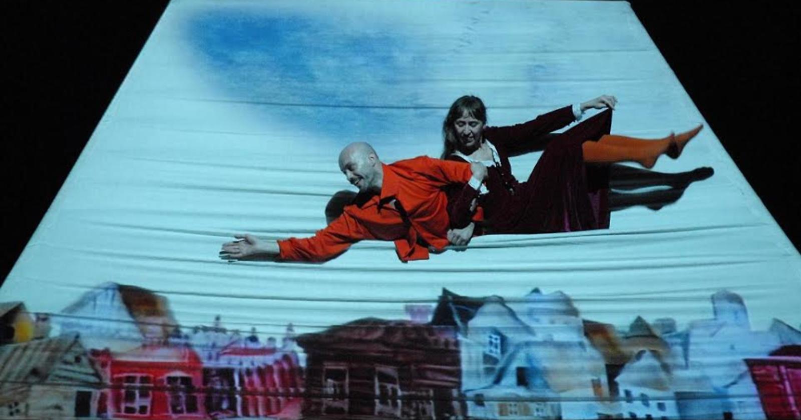 Chagall "in mostra" sul palco del "Dalla" di Manfredonia