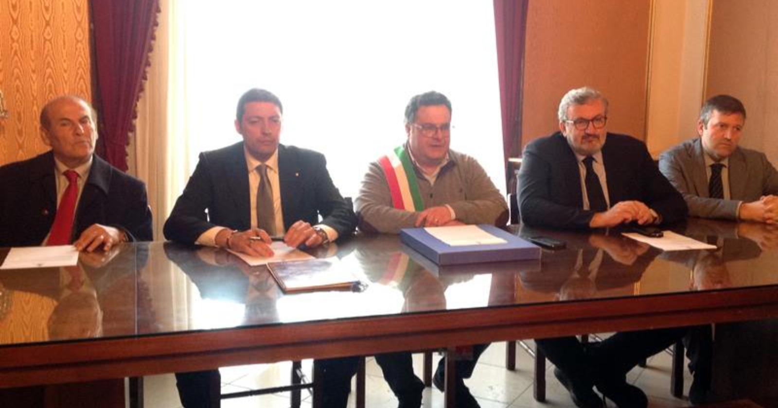 S. Severo, Emiliano e Miglio non lasciano sola la famiglia del marocchino brutalmente pestato