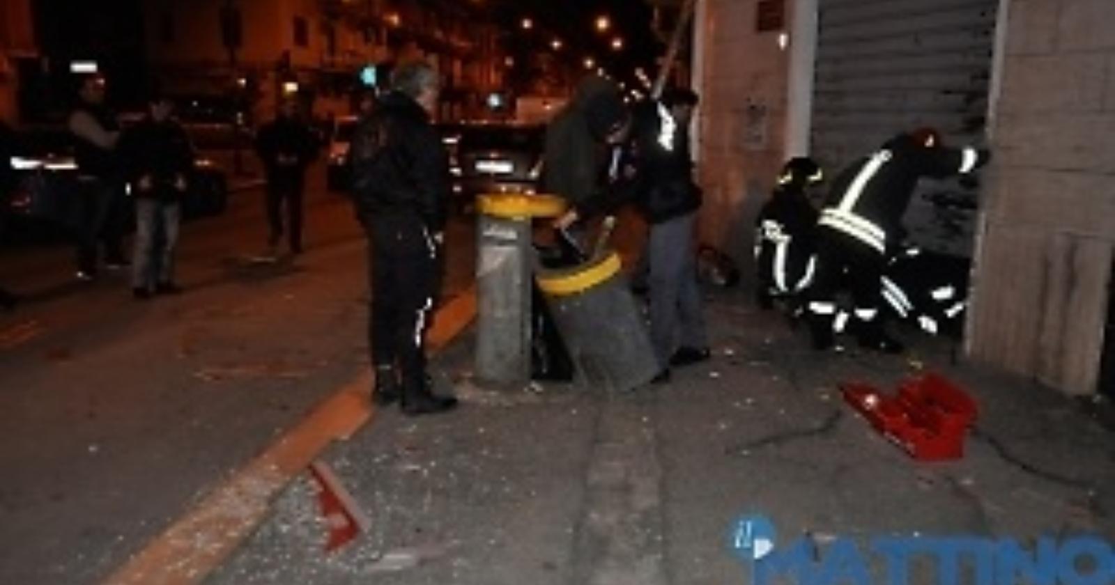 Bomba alla pizzeria "Mia" in via Guido Dorso a Foggia, una testimone: "Ho visto tanto fumo nero"
